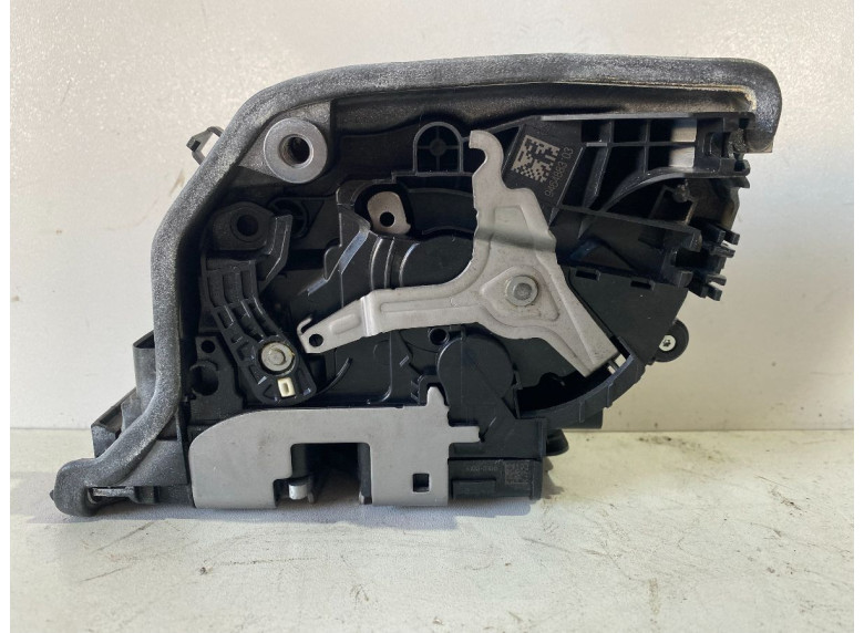 Замок двери задней левой к BMW X6 G06, 2023г.